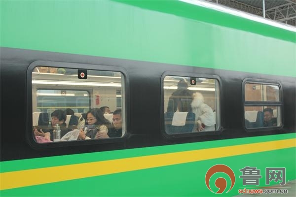 z字头列车开行,在聊城站停靠的有7趟,分别为深圳至北京西d728/d727