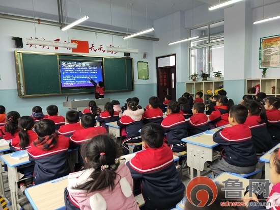 临沂启阳小学举行防踩踏安全演练及安全教育活动