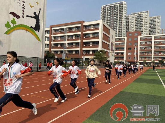 临沂滨河实验学校图片