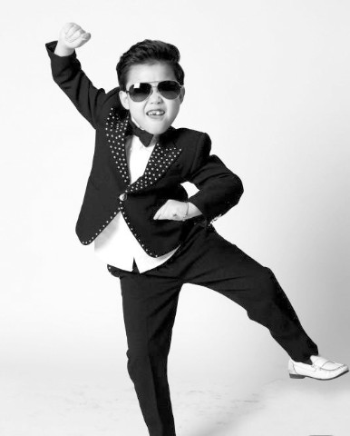 网络暴力将韩国小鸟叔黄珉宇逼抑郁