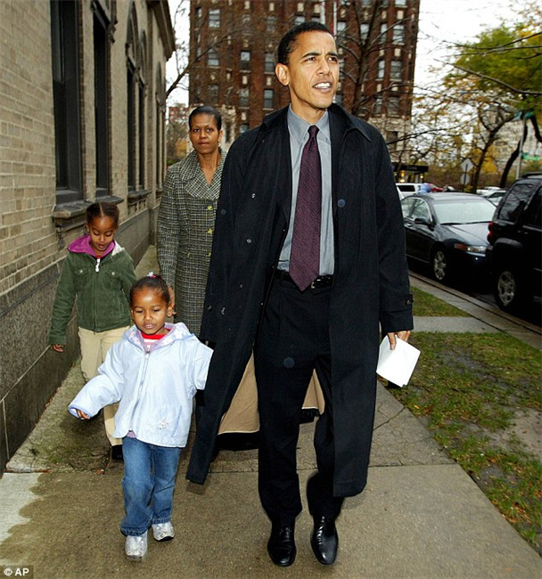 奥巴马抱萌娃成奶爸纪念父亲节