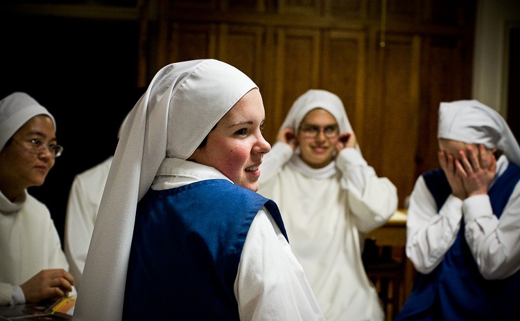 女摄影师修道院 揭秘修女真实生活 (组图)