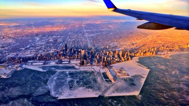 受北极寒流南下影响,美国中部,东部大面积地区本周遭遇近20年来最严寒