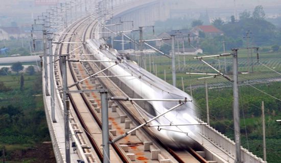 资料图：高铁。