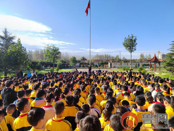 日照莒县东莞镇中心小学开展网络安全宣传周活动