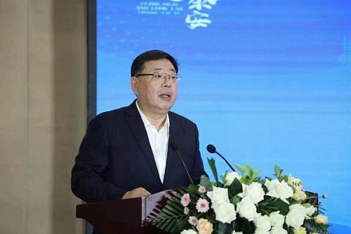 泰安市委书记,市人大常委会主任杨洪涛强调,此次签约的吉利远程本途新