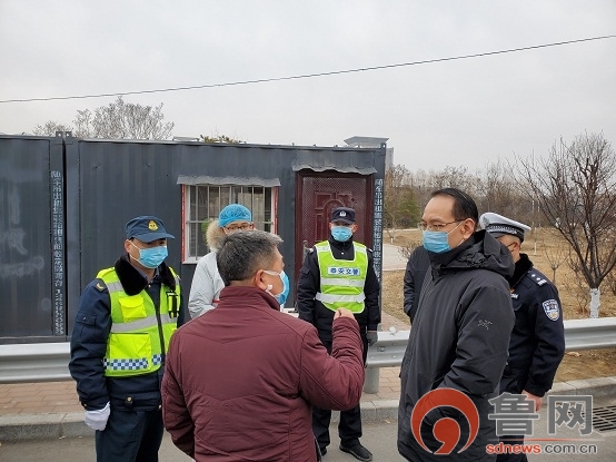 岱岳区委副书记区长王长勇现场调度新型冠状病毒感染的肺炎防控工作