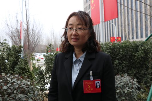 菏泽市党代表梁丽艳深入基层一线践行为国调查为民服务宗旨