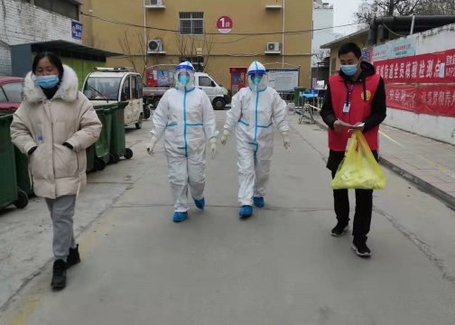 黨徽在閃耀山東聯通黨員幹部堅守抗疫一線