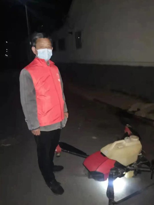 防疫消杀志愿者"披甲上阵"——曲阜陵城镇"十八般兵器"助力防疫消杀