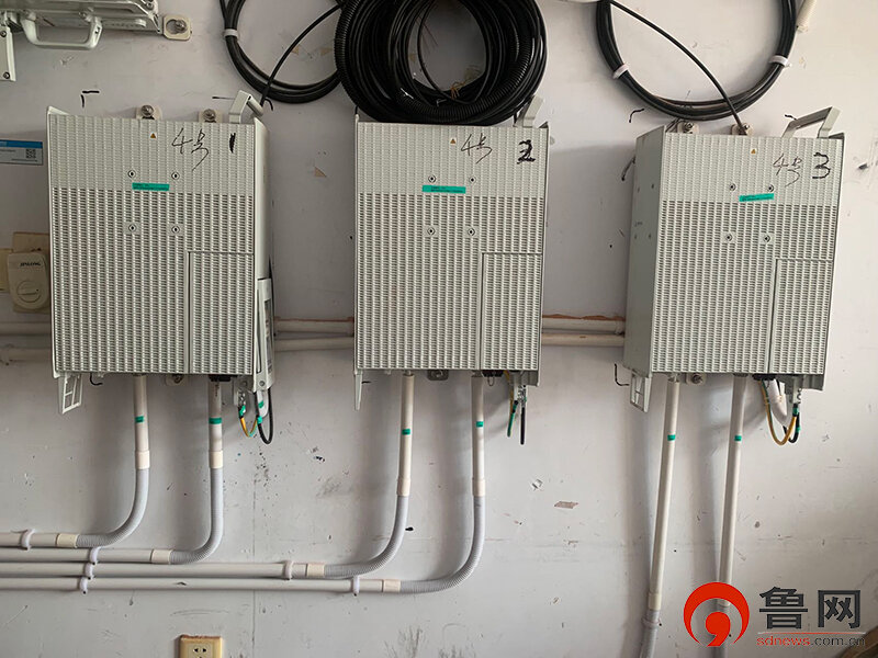 结合场景多样,人流密集,分布不均等特点,以室分,宏站相结合的方式