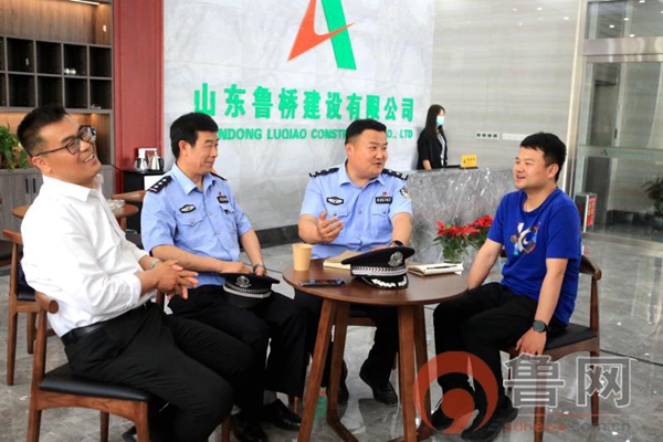 滕州市公安局南沙河派出所主动靠前,提前预防,紧密结合"百万警进千万